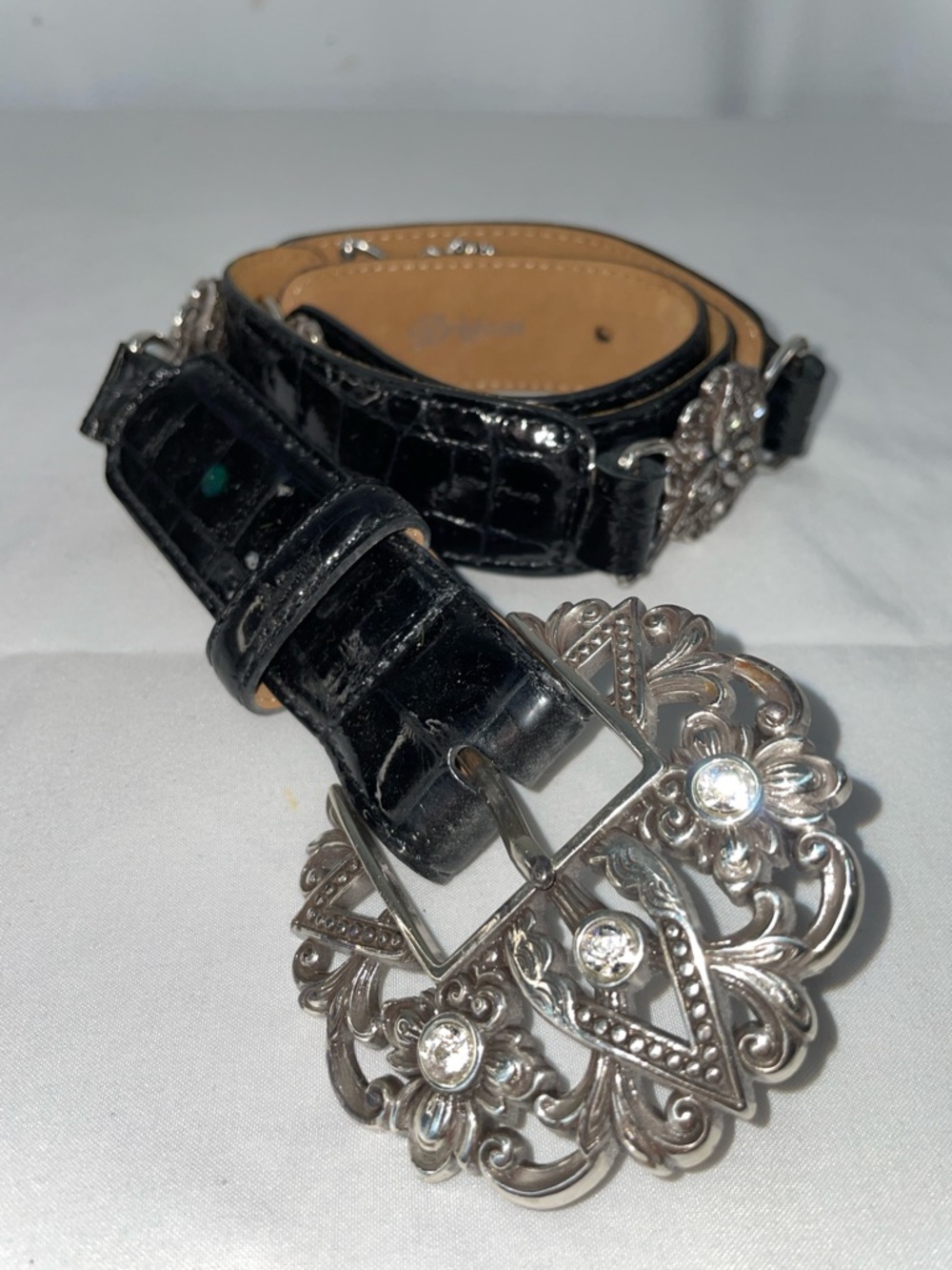 BRIGHTON SILVER EMBELLISHED PATENT LEATHER BELT FTL-04-102